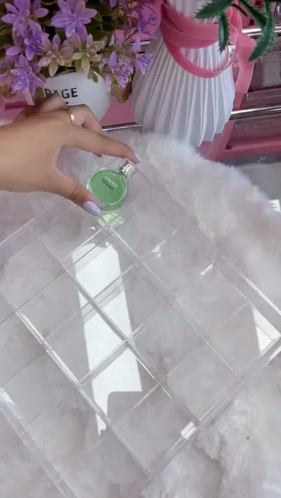 90f0e1d9-1e59-4979-9348-40943388308e